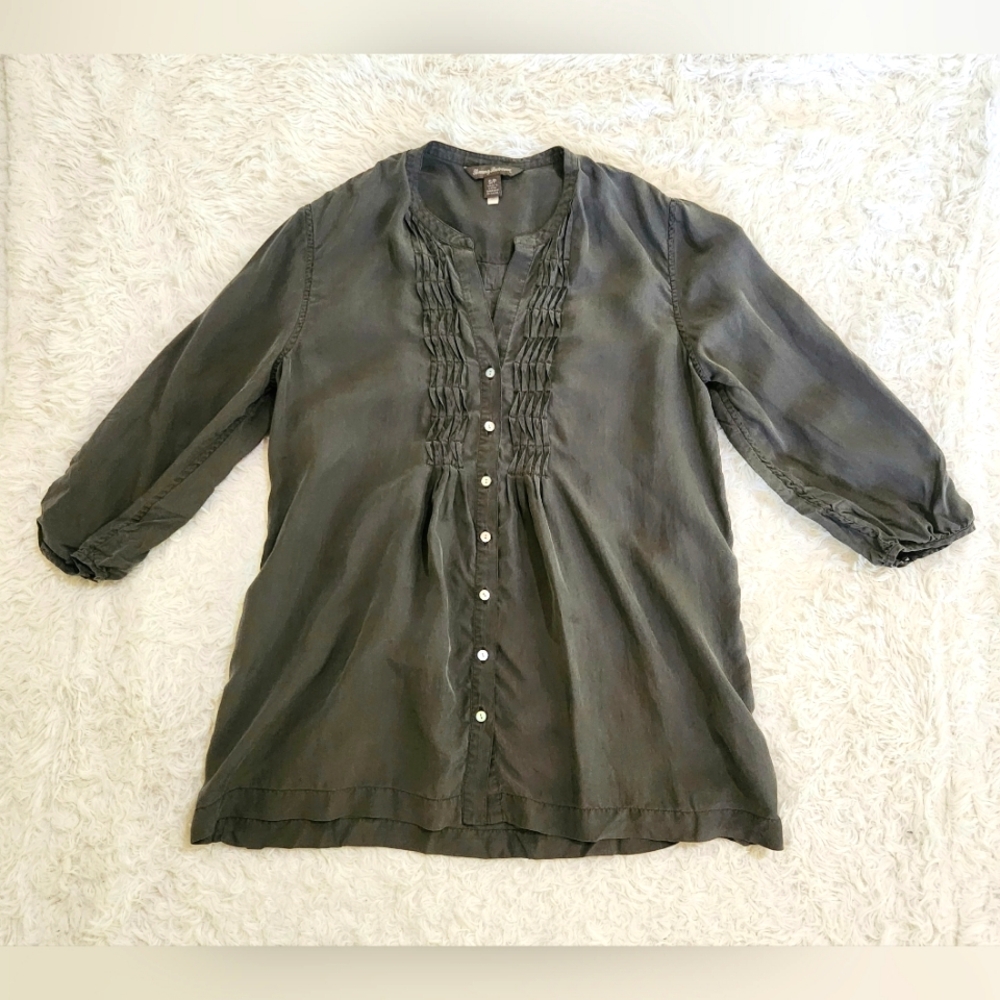 Tommy Bahama Silk Pintuck Button Up Shirt Womens S Dark Grey 3/4 Sleeve Blouse